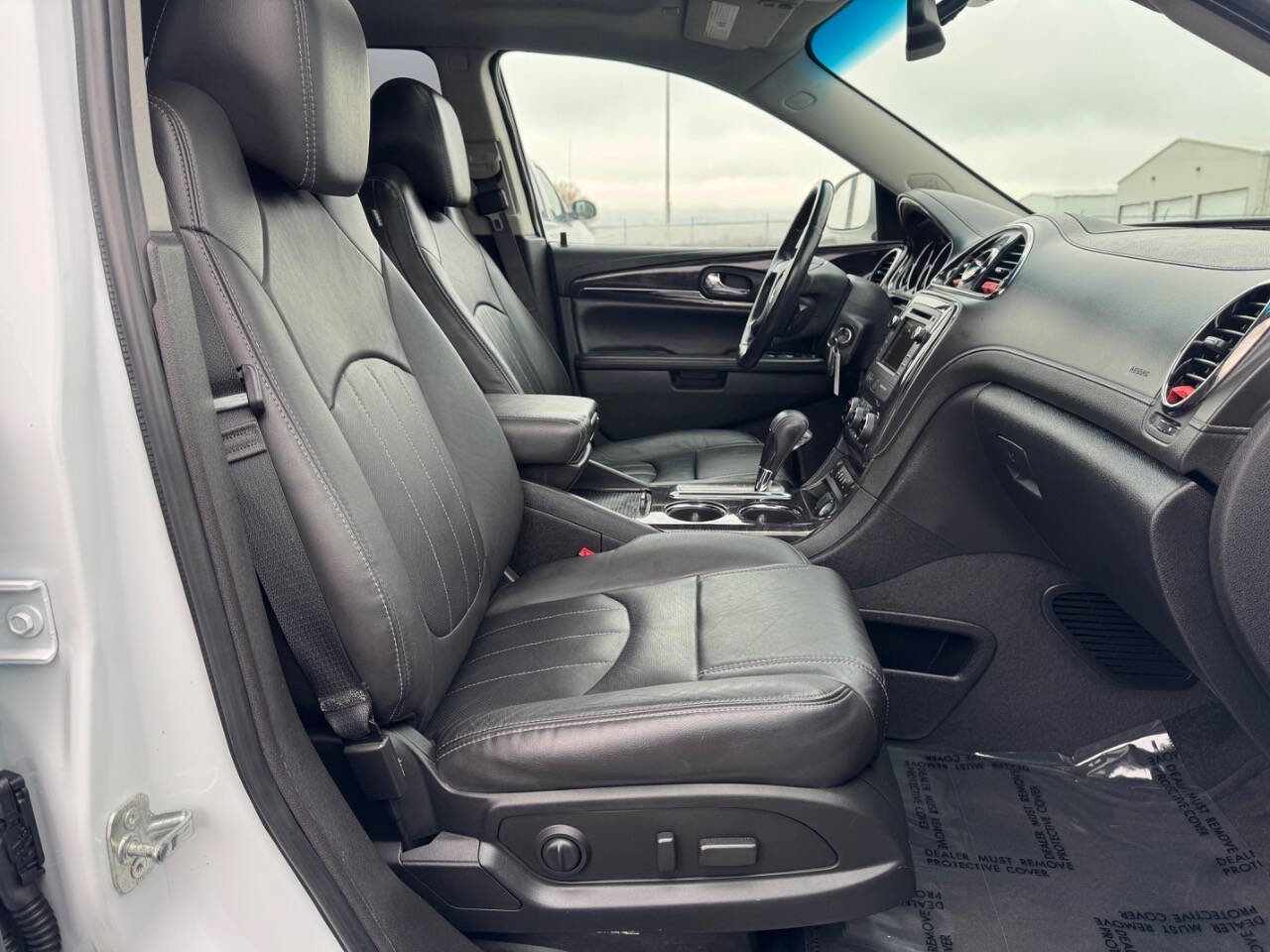 Used 2017 Buick Enclave Leather FWD image 10