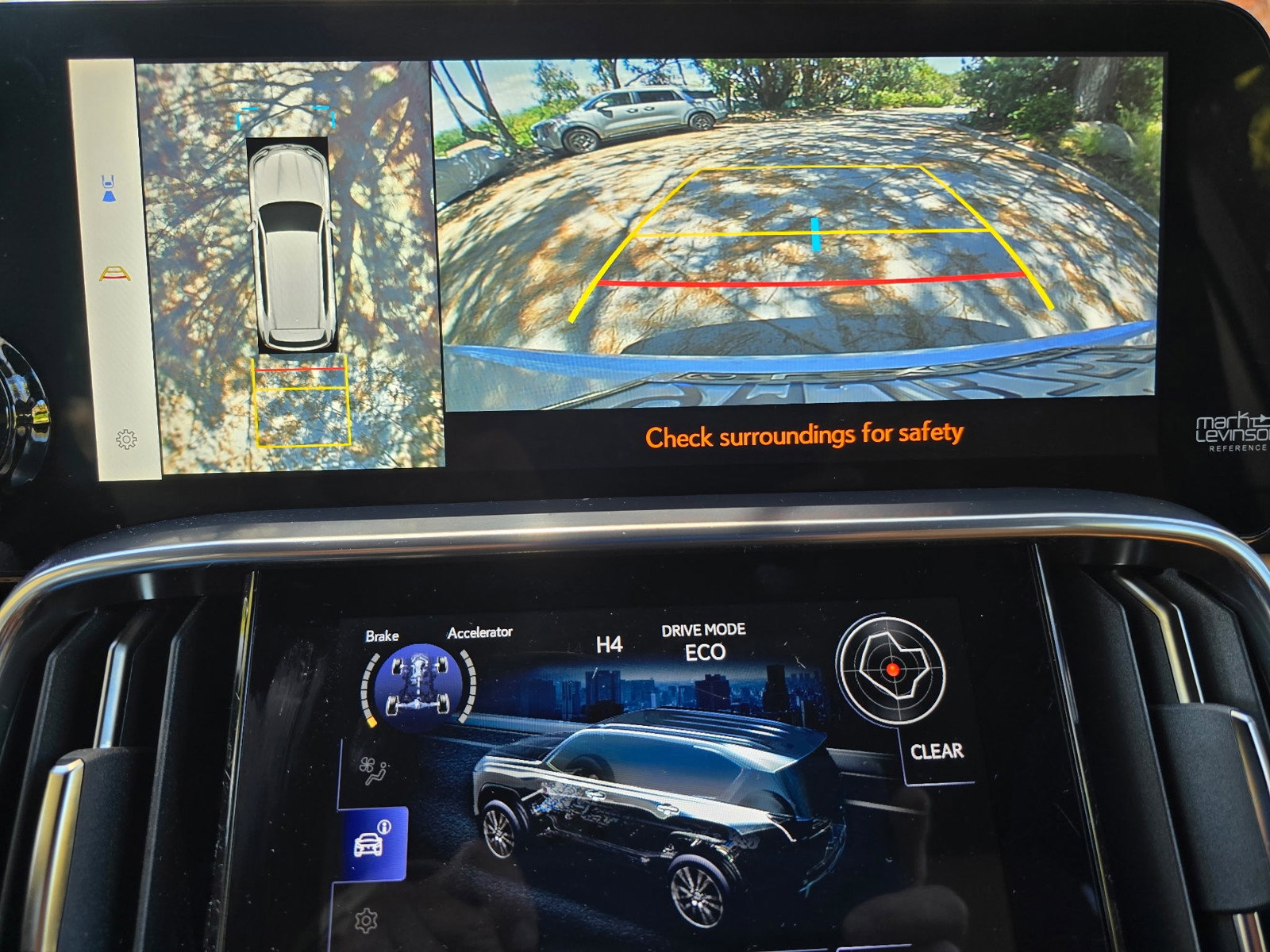 Used 2018 Bentley Bentayga AWD/4WD image 19