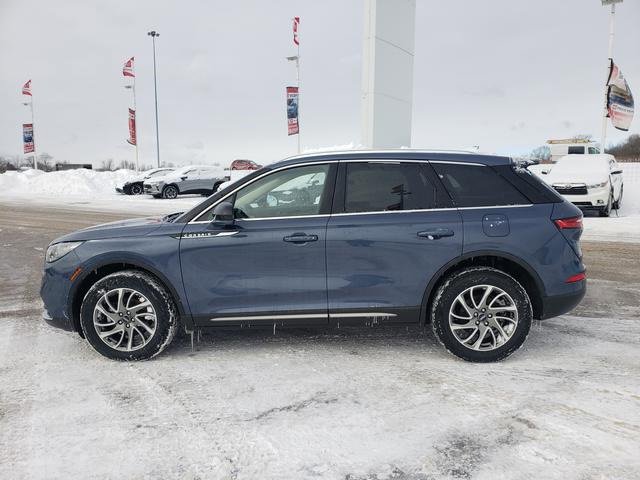 Used 2022 Lincoln Corsair Standard w/ Equipment Group 101A image 8