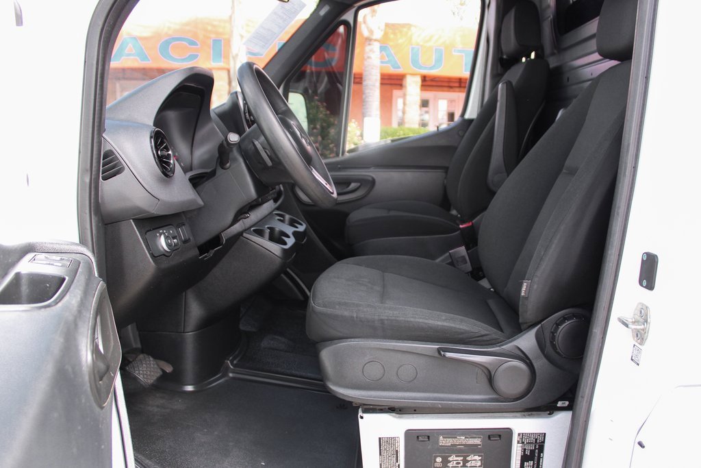 Used 2019 Mercedes-Benz Sprinter 144 Cargo image 13