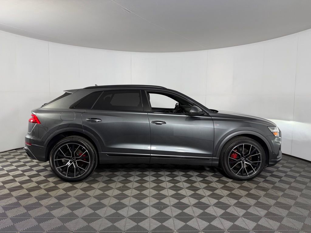 Used 2023 Audi Q8 Premium Plus w/ Premium Plus Package AWD/4WD image 4