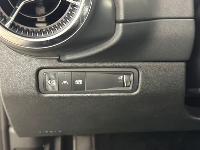 Used 2025 Chevrolet Equinox EV LT image 19