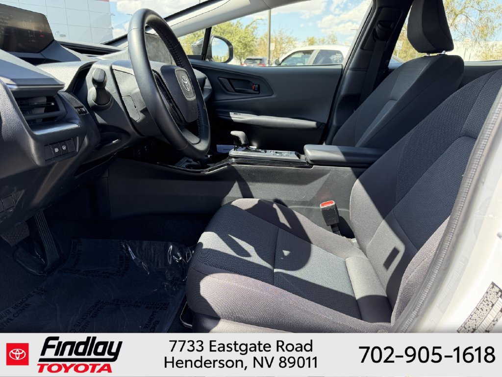 Certified 2025 Toyota Prius LE FWD image 6