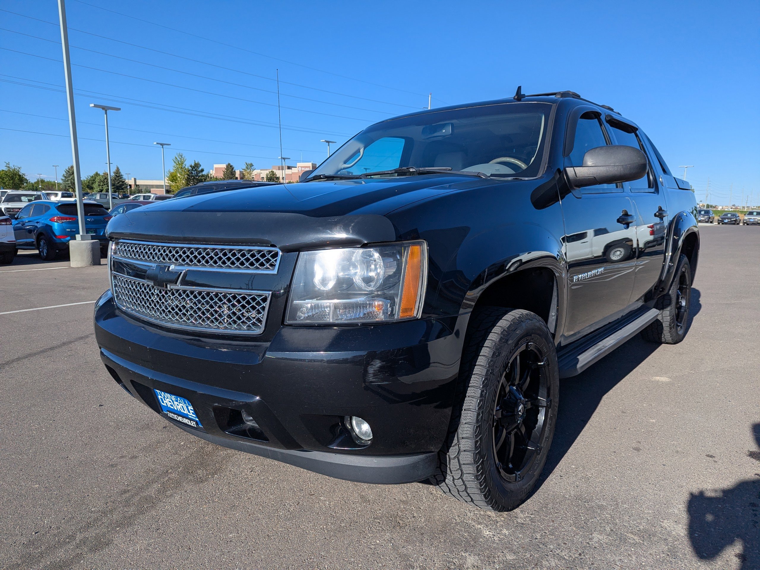 Used 2013 Chevrolet Avalanche LT w/ All-Star Edition AWD/4WD image 7