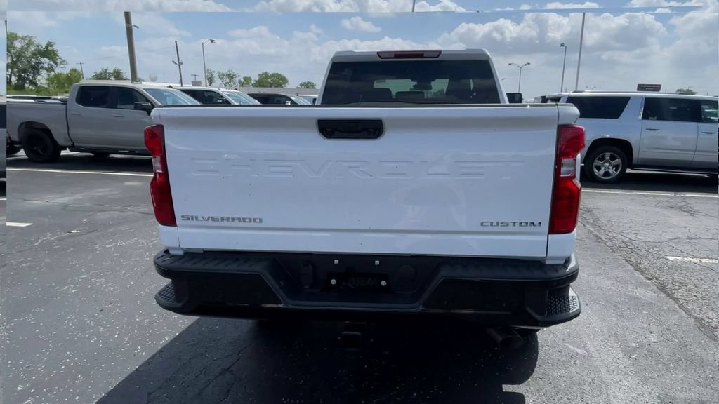 New 2026 Chevrolet Silverado 2500 Custom w/ Custom Value Package AWD/4WD image 9