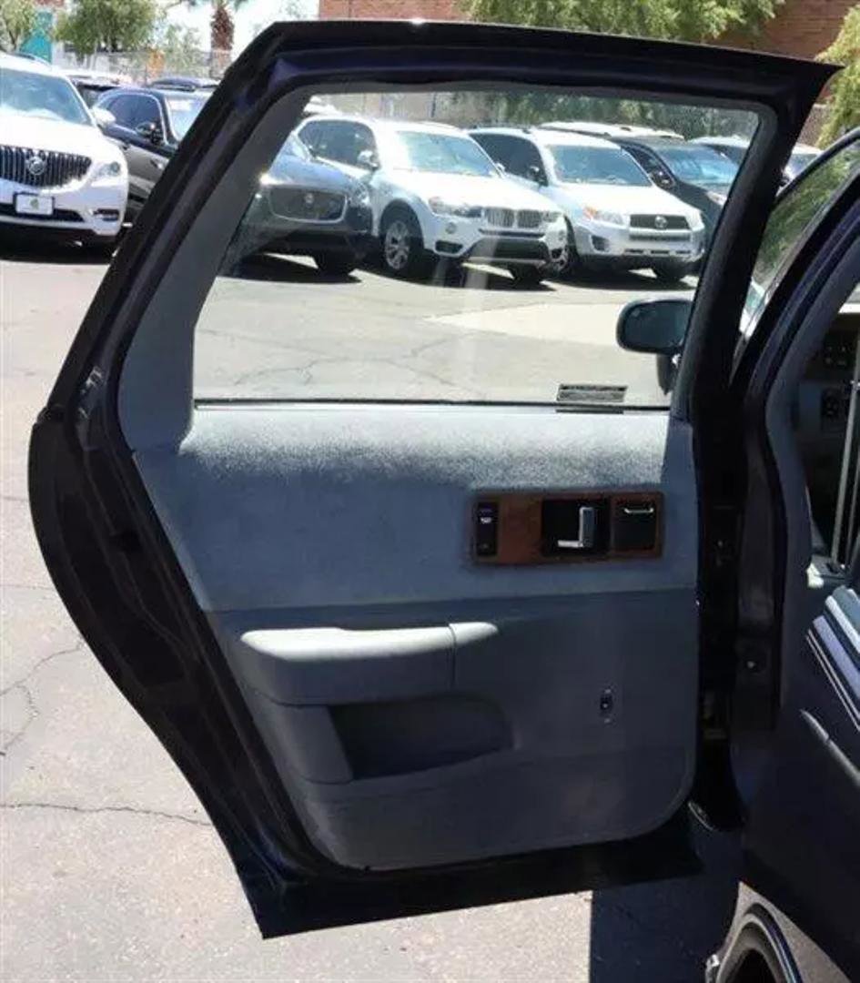 Used 1993 Chevrolet Caprice Classic image 30