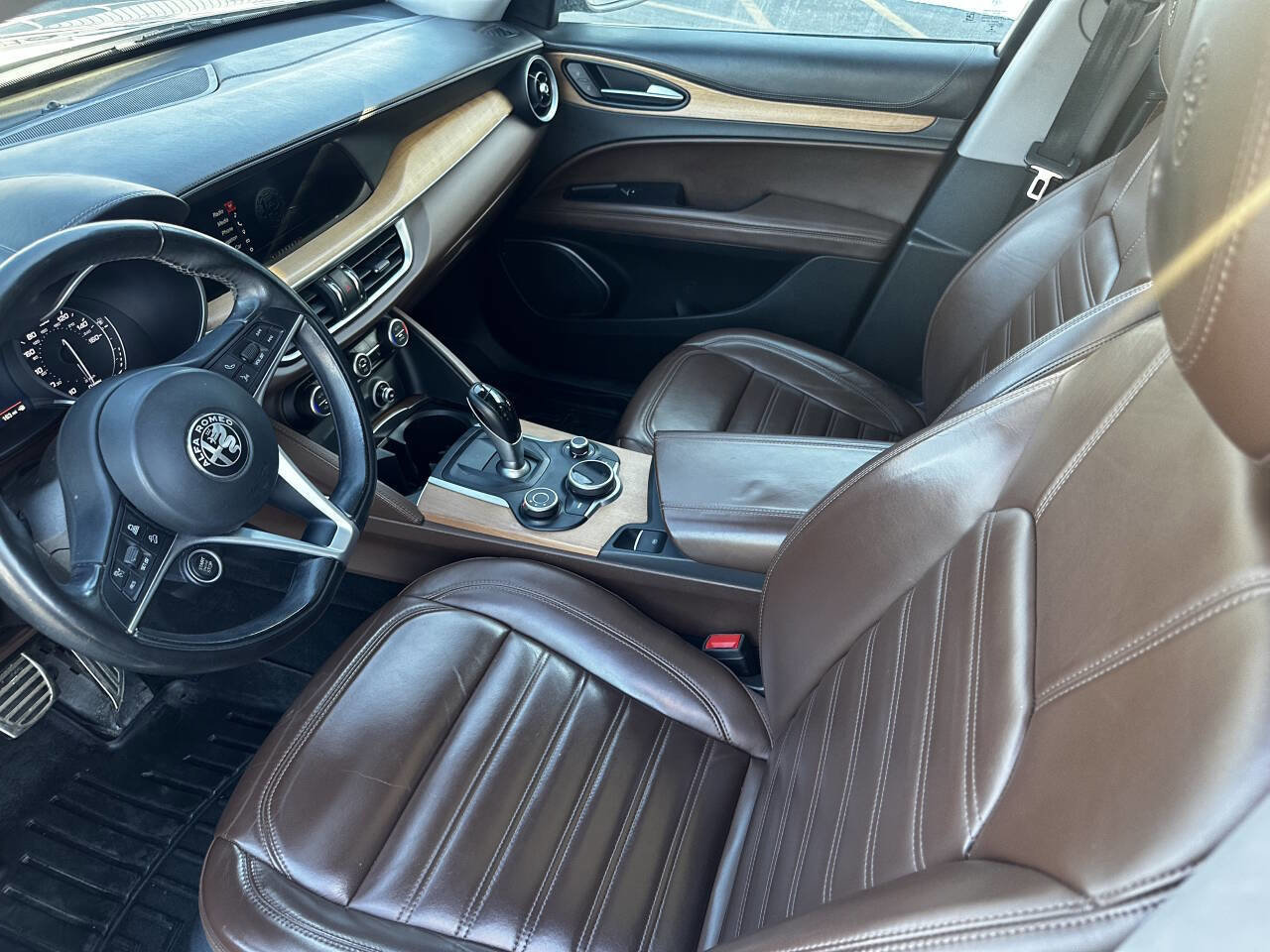 Used 2019 Alfa Romeo Stelvio Ti Lusso w/ Quick Order Package 22X Lusso image 20