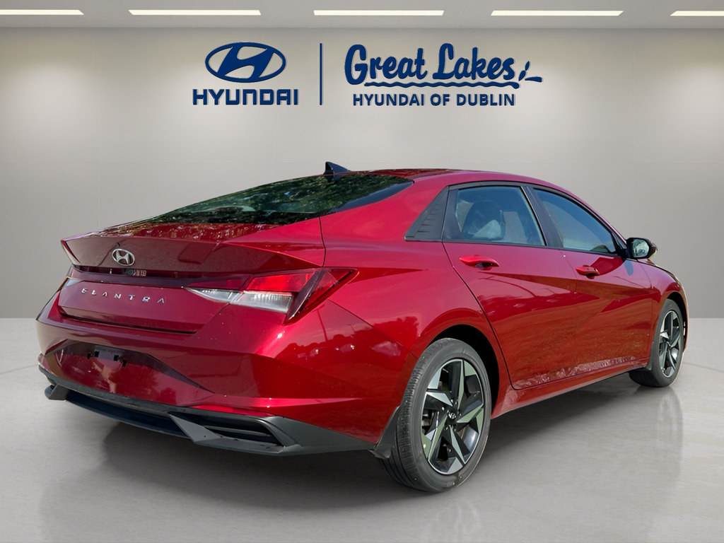 Used 2023 Hyundai Elantra SEL w/ Convenience Package FWD image 5