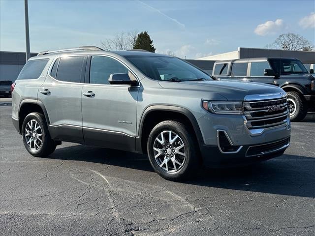Used 2023 GMC Acadia SLT image 2