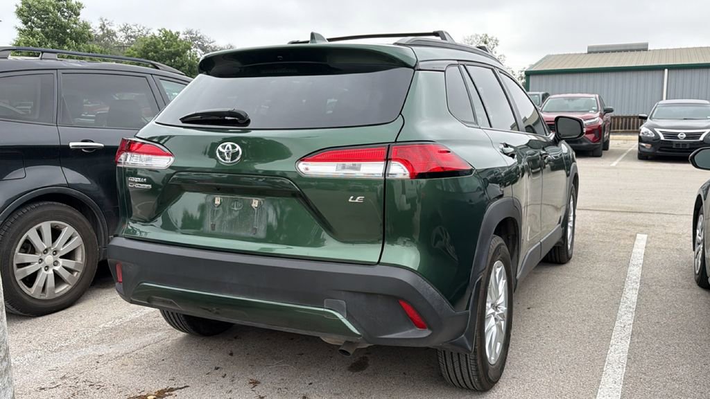 Used 2023 Toyota Corolla Cross LE FWD image 4