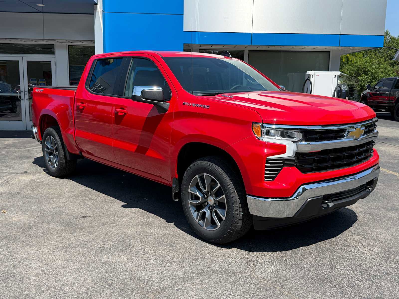 New 2026 Chevrolet Silverado 1500 LT image 3