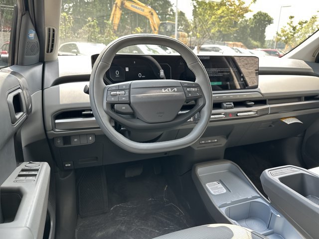 New 2027 Kia EV3 Wind FWD image 16