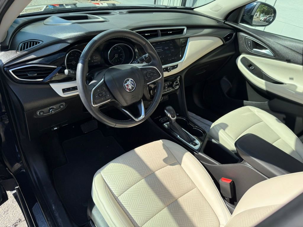 Used 2020 Buick Encore GX Essence w/ Experience Buick Package image 17