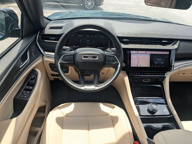 New 2026 Jeep Grand Cherokee L Limited RWD image 28
