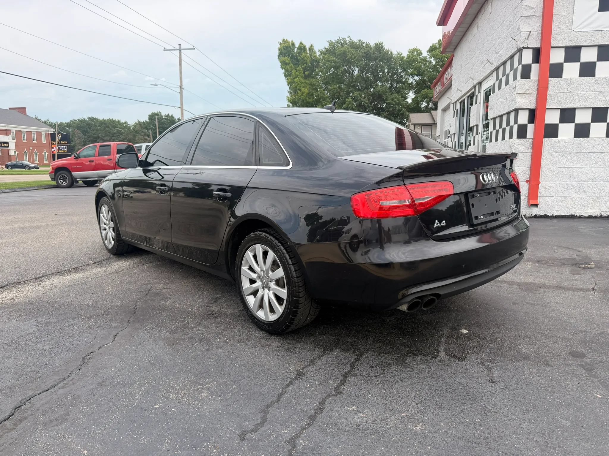 Used 2013 Audi A4 2.0T Premium w/ Convenience Pkg AWD/4WD image 3