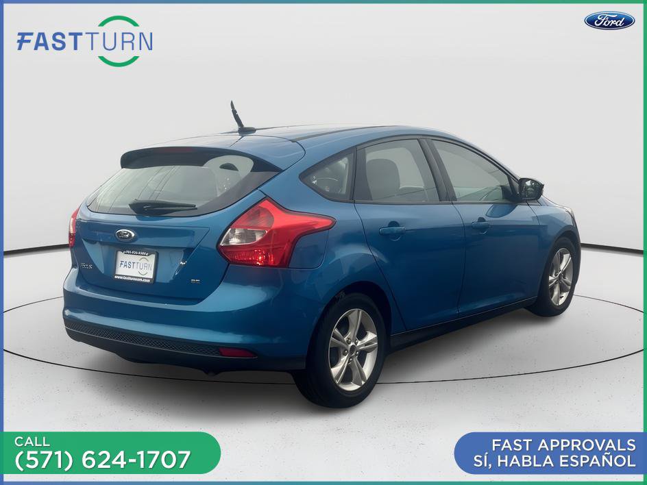 Used 2014 Ford Focus SE w/ SE Winter Package FWD image 11