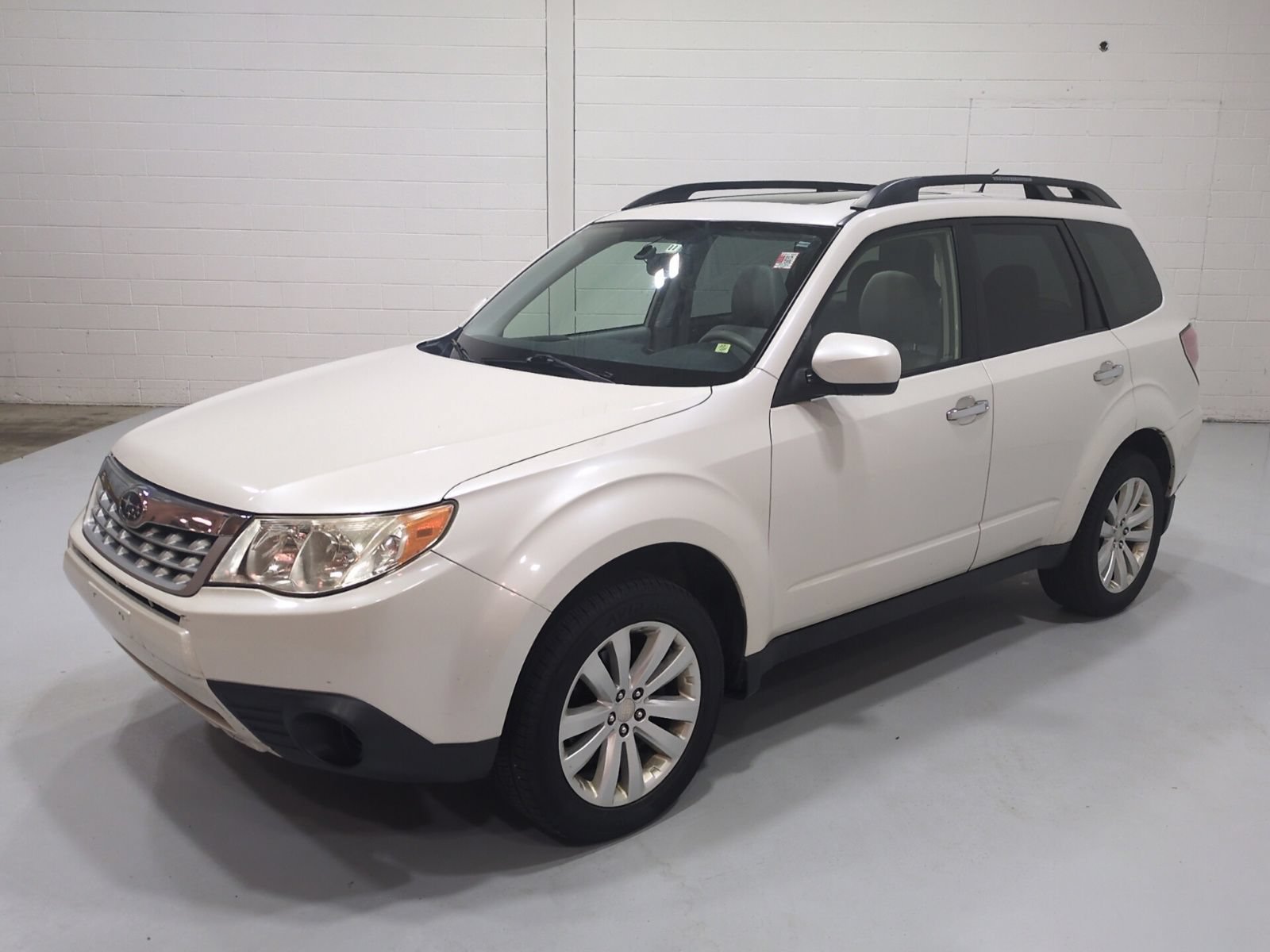 Used 2012 Subaru Forester 2.5X Premium AWD/4WD image 7