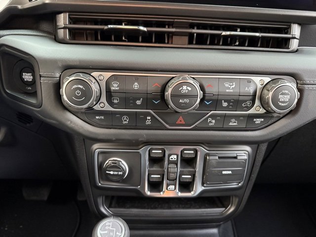 New 2026 Jeep Wrangler Sahara image 22