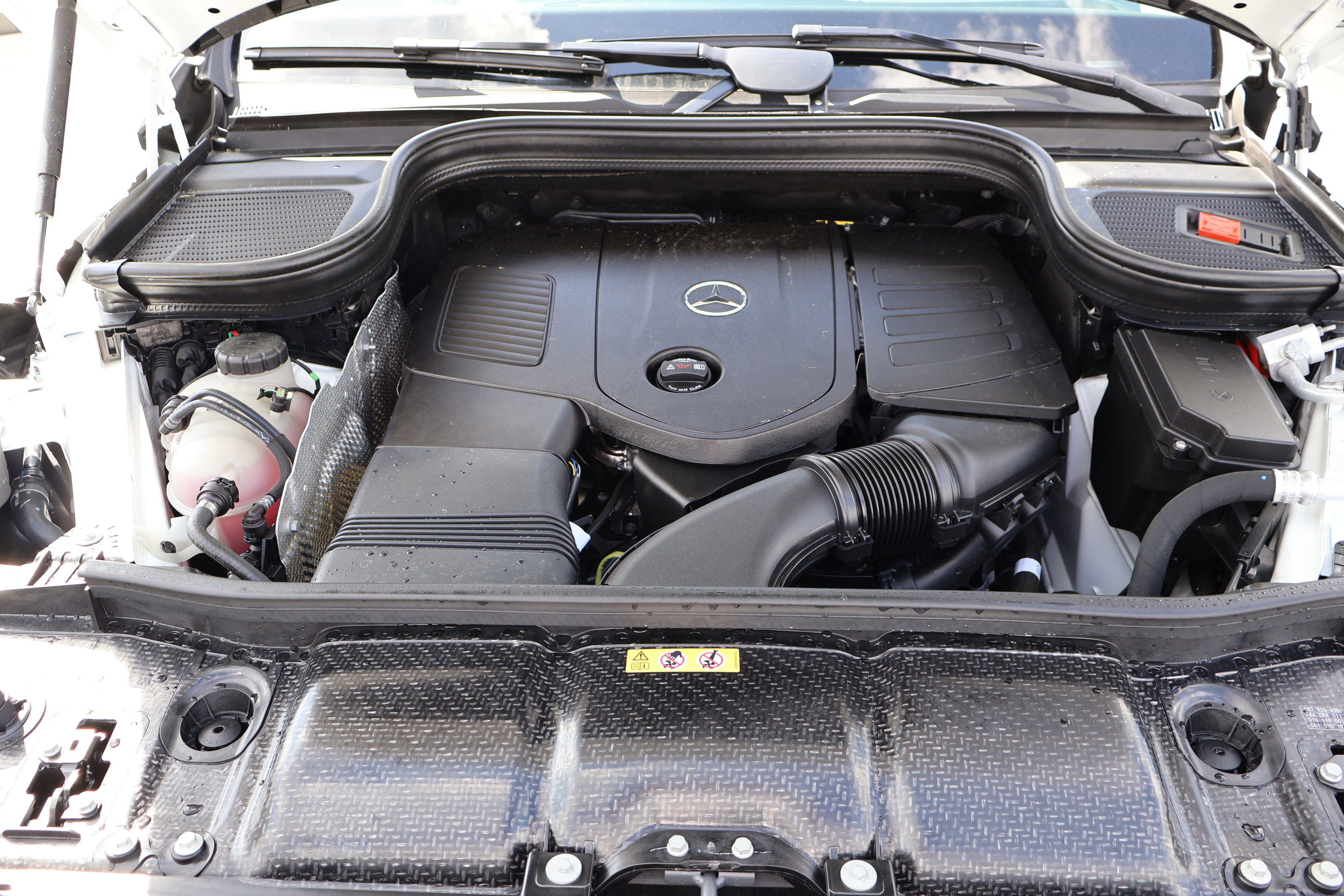 Certified 2025 Mercedes-Benz GLE 450e 4MATIC image 45