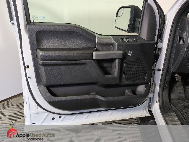 Used 2017 Ford F150 XLT w/ Equipment Group 302A Luxury AWD/4WD image 8