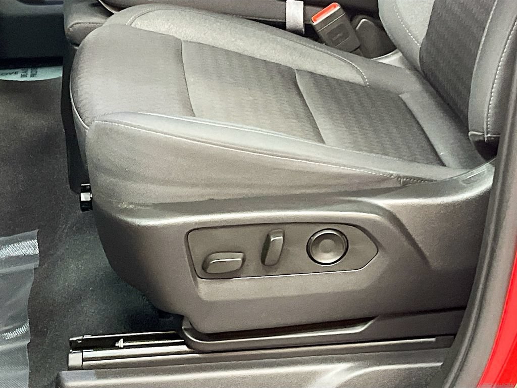 Used 2023 Chevrolet Silverado 1500 Custom AWD/4WD image 18