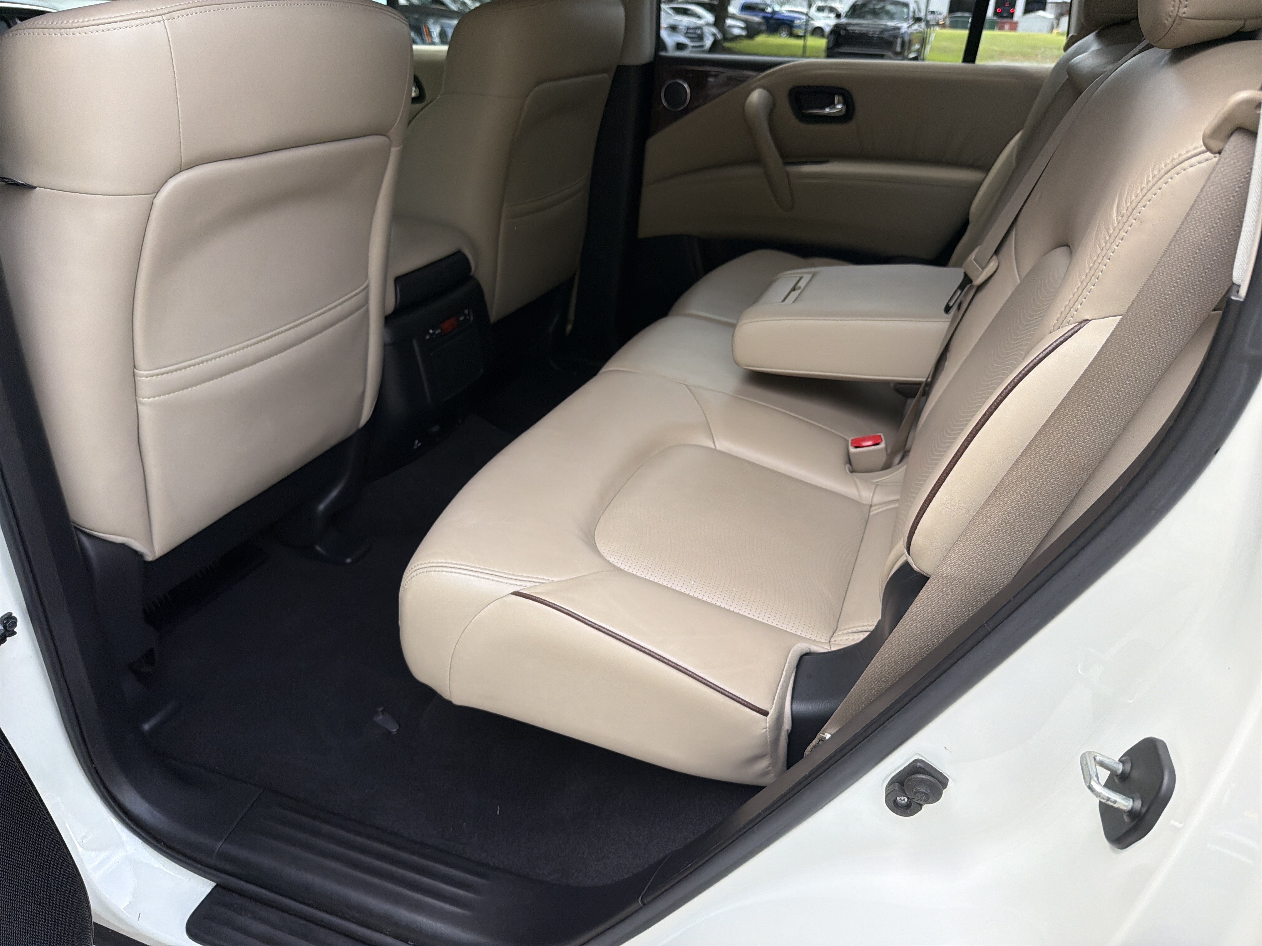 Used 2017 Nissan Armada SL w/ Interior Lighting Package RWD image 18