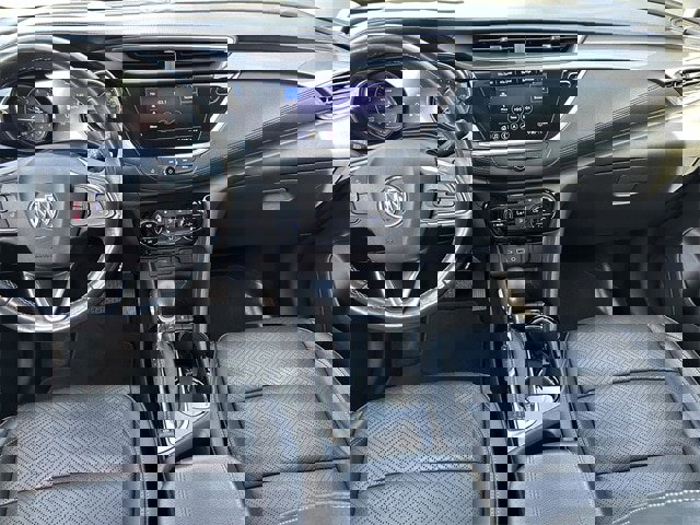 Used 2020 Buick Encore GX Essence w/ Advanced Technology Package image 11