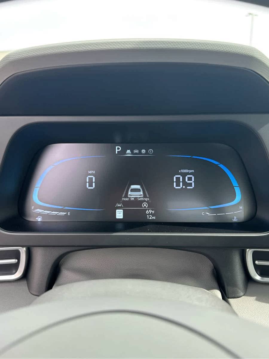New 2026 Hyundai Elantra SE FWD image 34