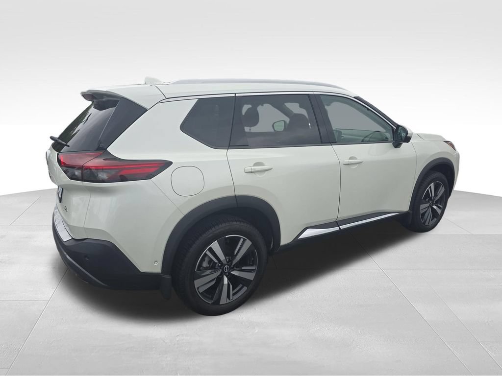Used 2023 Nissan Rogue SL w/ SL Premium Package FWD image 5