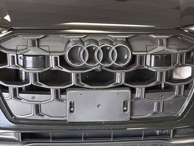 Used 2025 Audi SQ7 Premium Plus AWD/4WD image 8