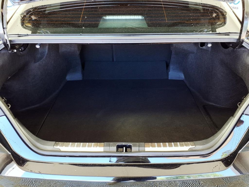 Used 2025 Toyota Camry XSE w/ Premium Package FWD image 9