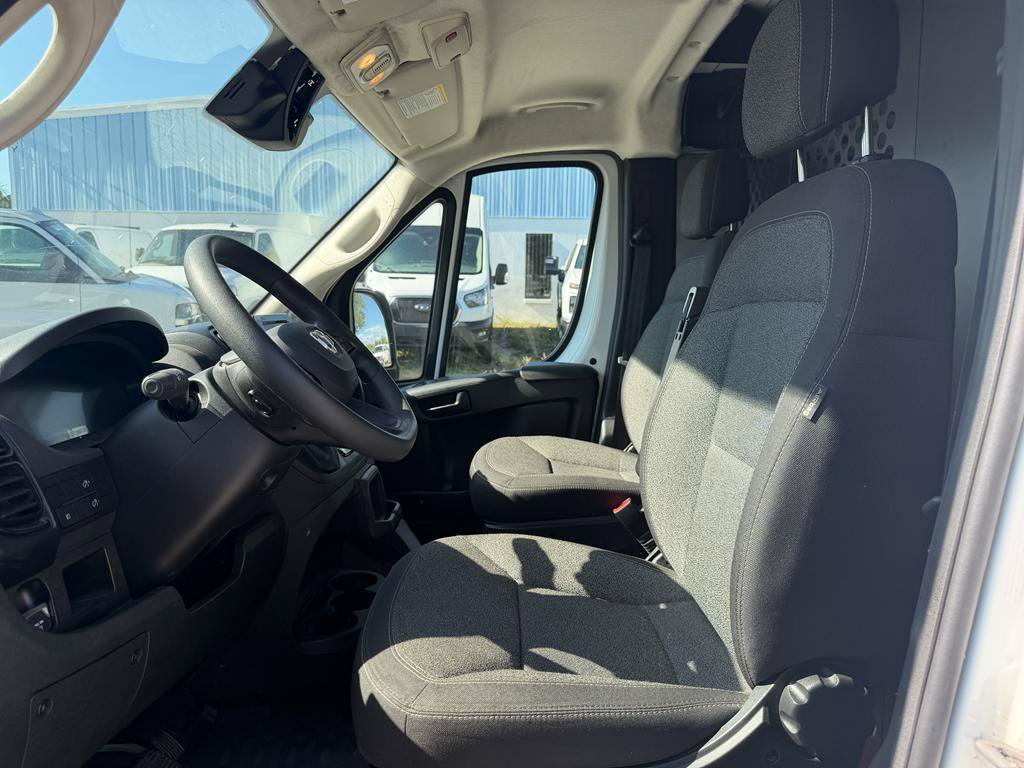 Used 2025 RAM ProMaster 2500 w/ U-Haul Equipment Group FWD image 23