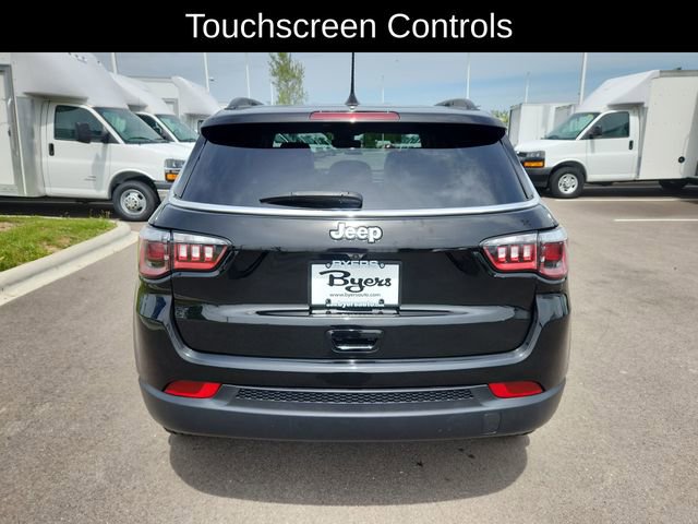 Used 2022 Jeep Compass Latitude FWD image 8