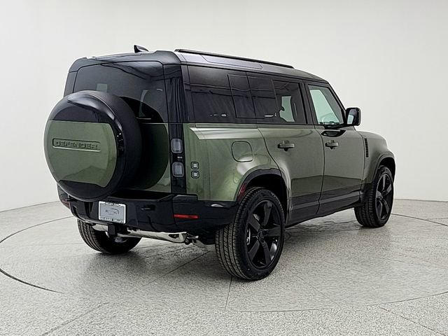 New 2026 Land Rover Defender 110 X-Dynamic SE AWD/4WD image 5