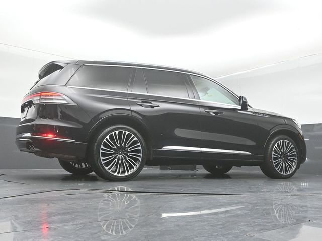 Certified 2023 Lincoln Aviator Black Label image 42