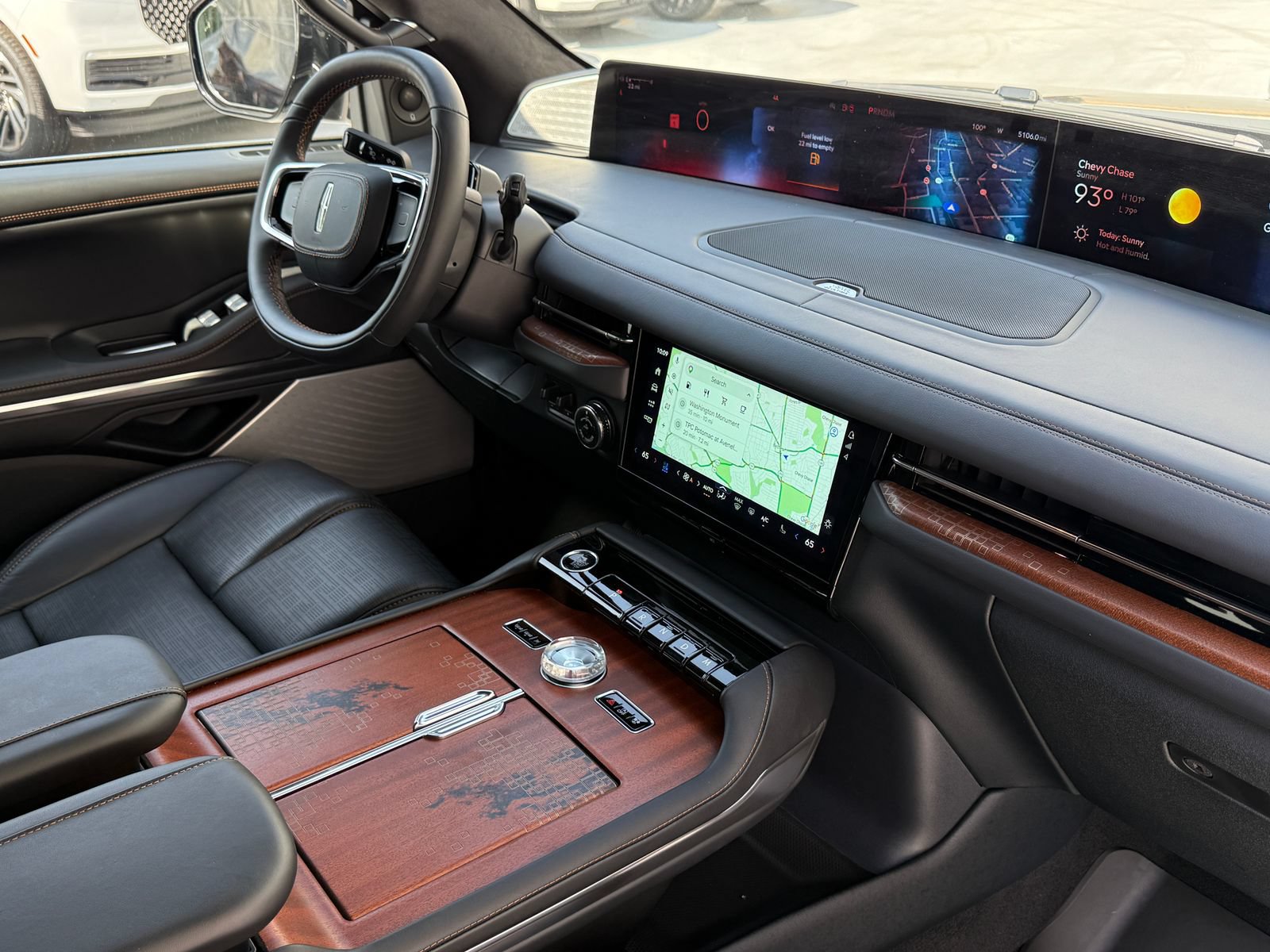 New 2026 Lincoln Navigator Black Label AWD/4WD image 13
