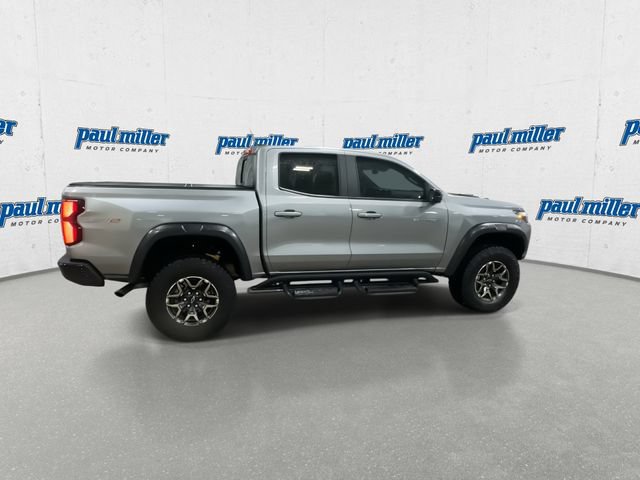 Used 2024 Chevrolet Colorado ZR2 w/ ZR2 Convenience Package III AWD/4WD image 12