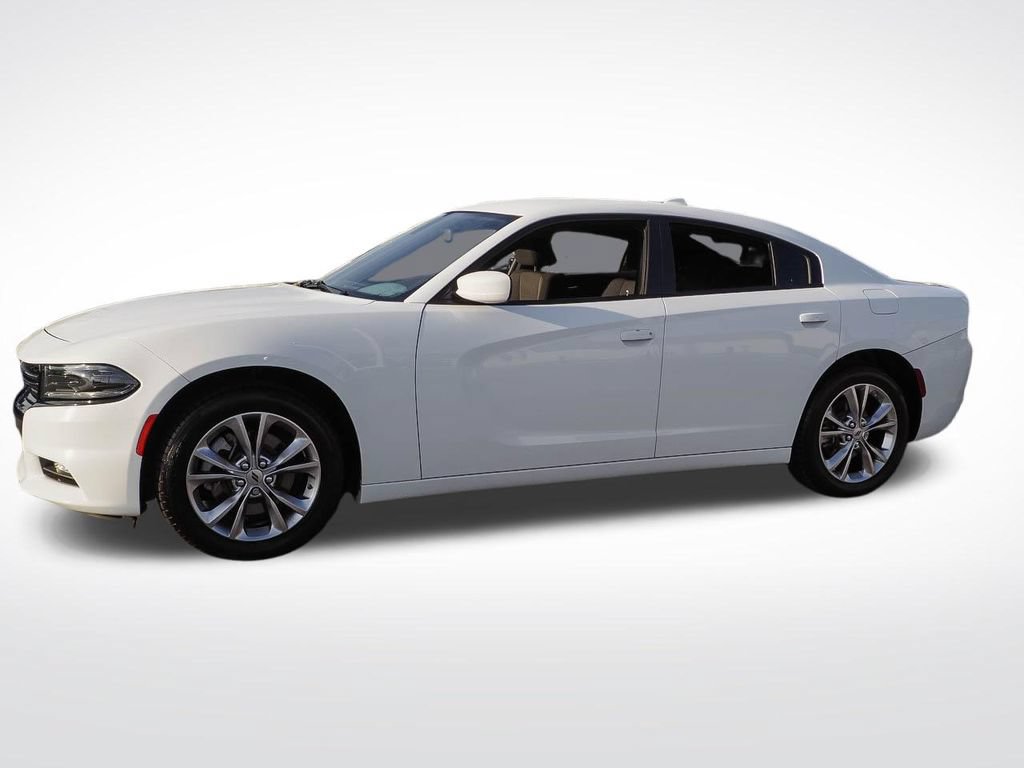 Used 2022 Dodge Charger SXT AWD/4WD image 4