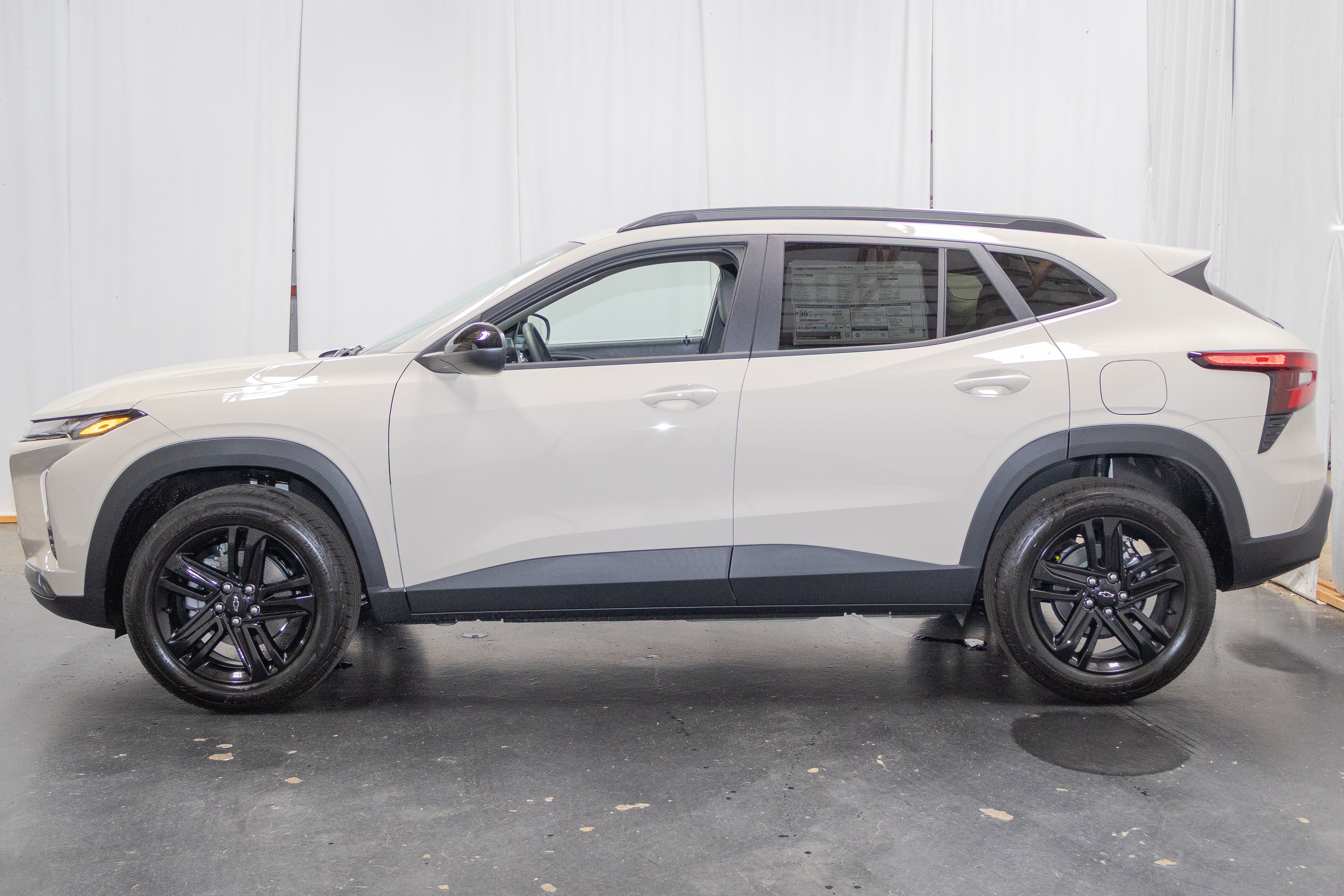 New 2026 Chevrolet Trax ACTIV w/ Driver Confidence Package FWD image 4