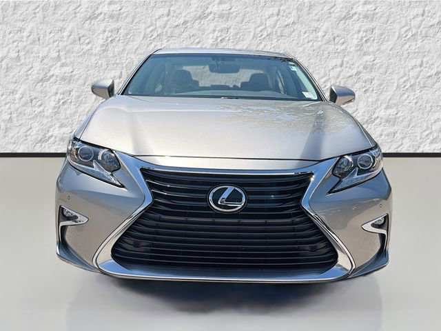 Used 2016 Lexus ES 350 w/ Premium Package w/Wood Trim image 8