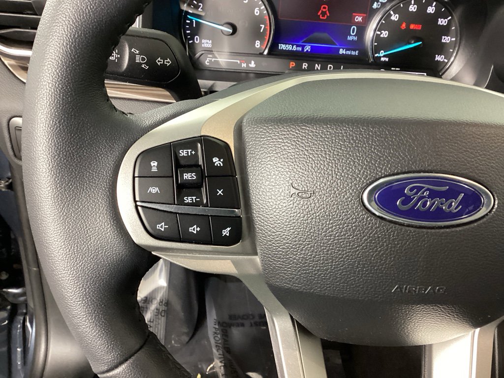 Used 2023 Ford Explorer Limited w/ Limited Technology Package image 21