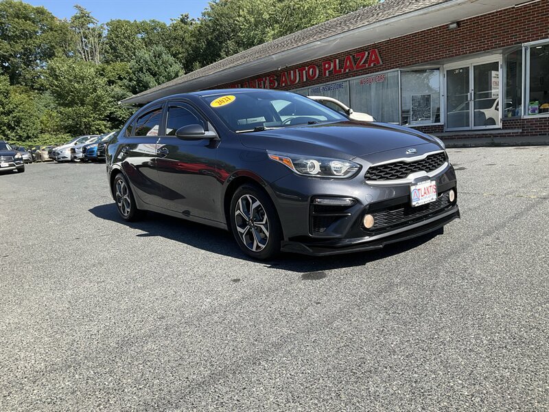 Used 2021 Kia Forte LXS FWD image 3
