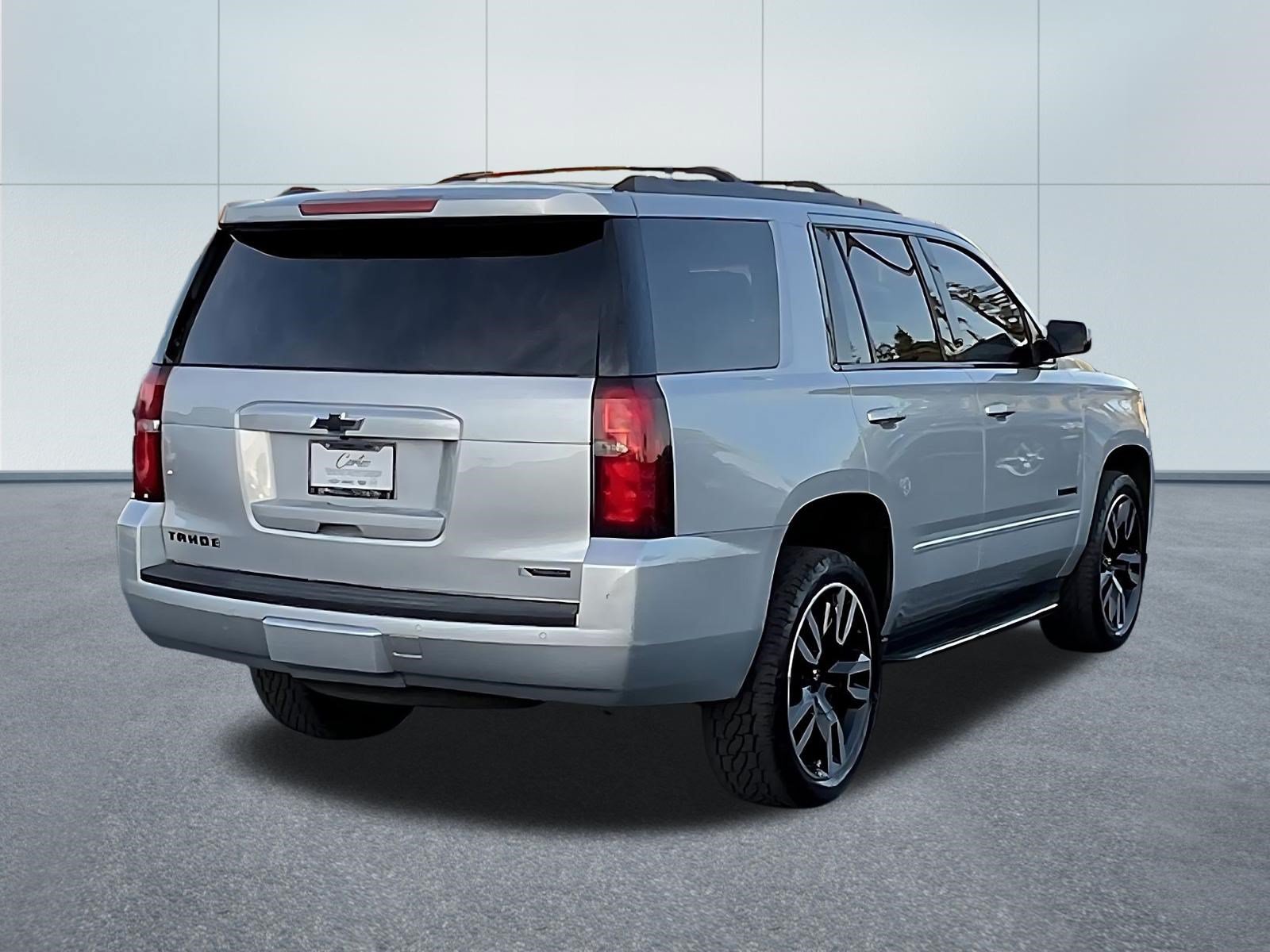 Used 2018 Chevrolet Tahoe Premier w/ RST Edition AWD/4WD image 6
