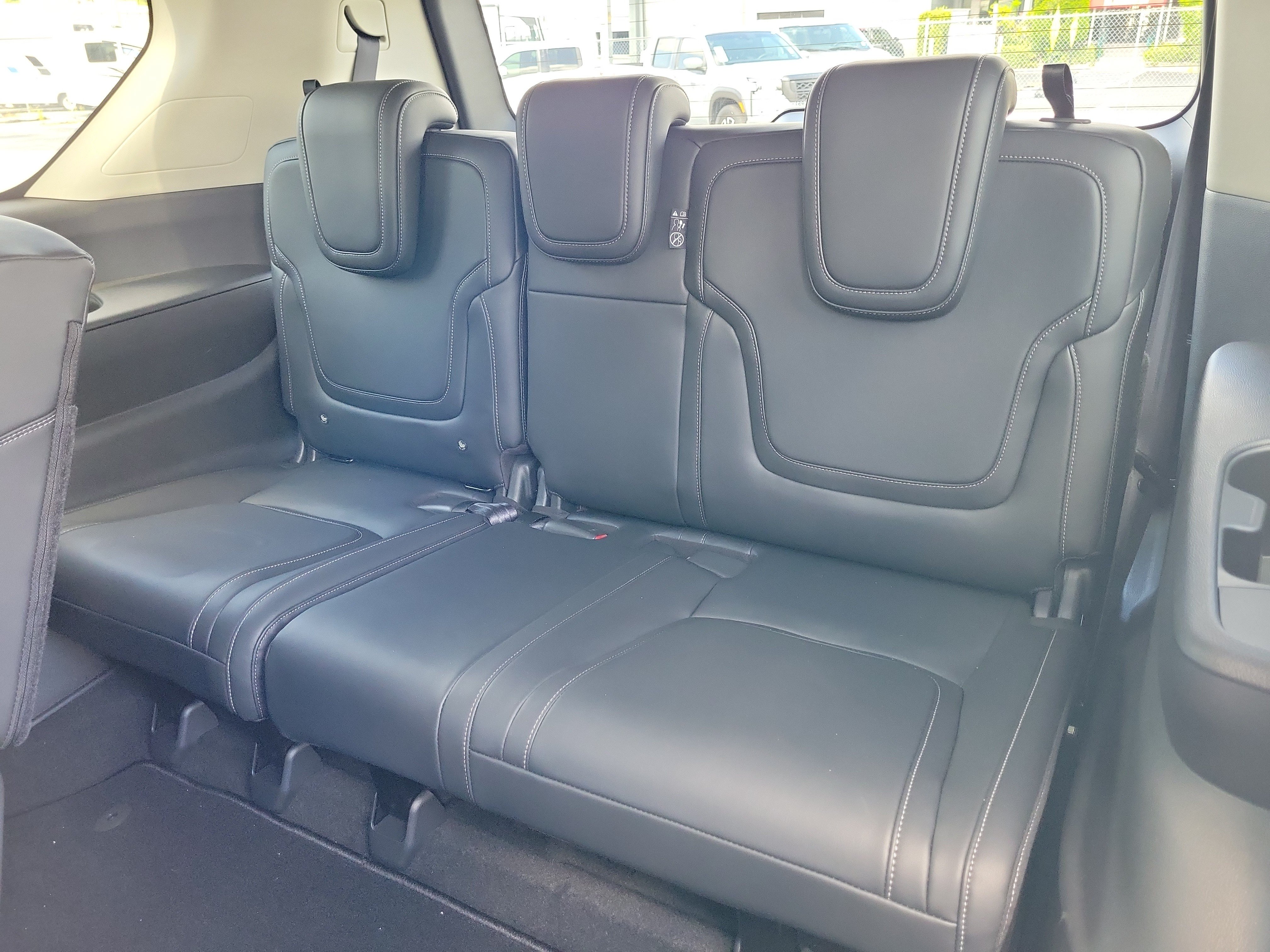 Certified 2025 Nissan Armada SV AWD/4WD image 15