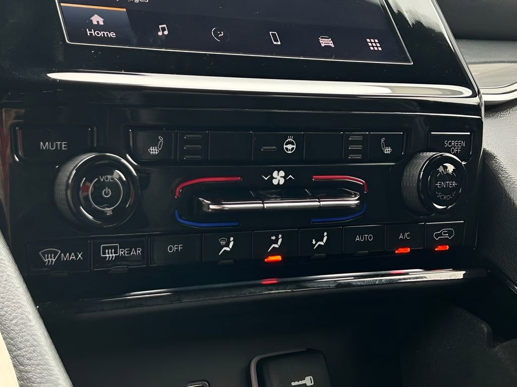 Certified 2022 Jeep Grand Cherokee L Laredo image 25