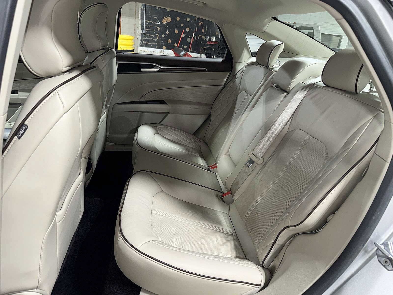 Used 2017 Ford Fusion Platinum image 16