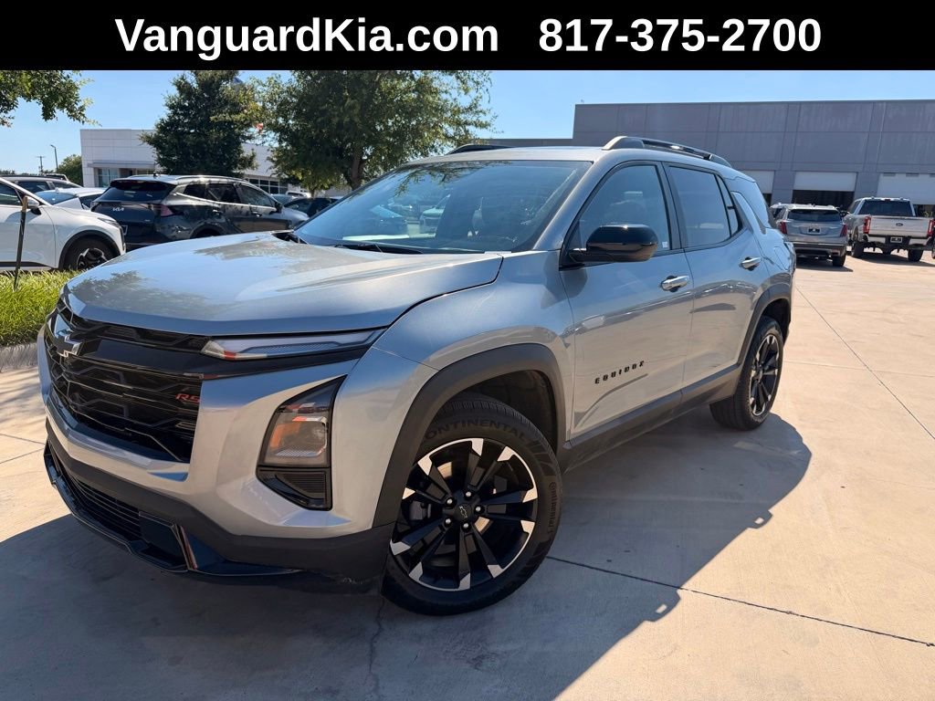 Used 2025 Chevrolet Equinox RS FWD image 1