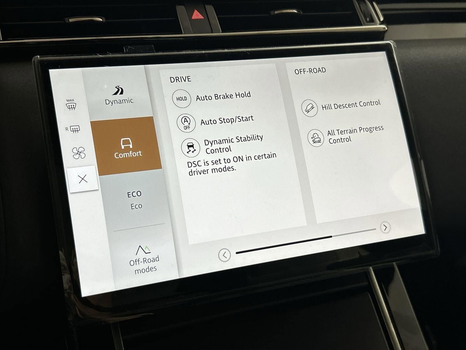 Certified 2026 Land Rover Range Rover Velar Dynamic SE image 19