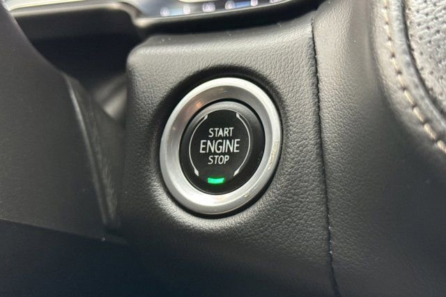 Used 2022 GMC Yukon SLT w/ SLT Luxury Package image 25