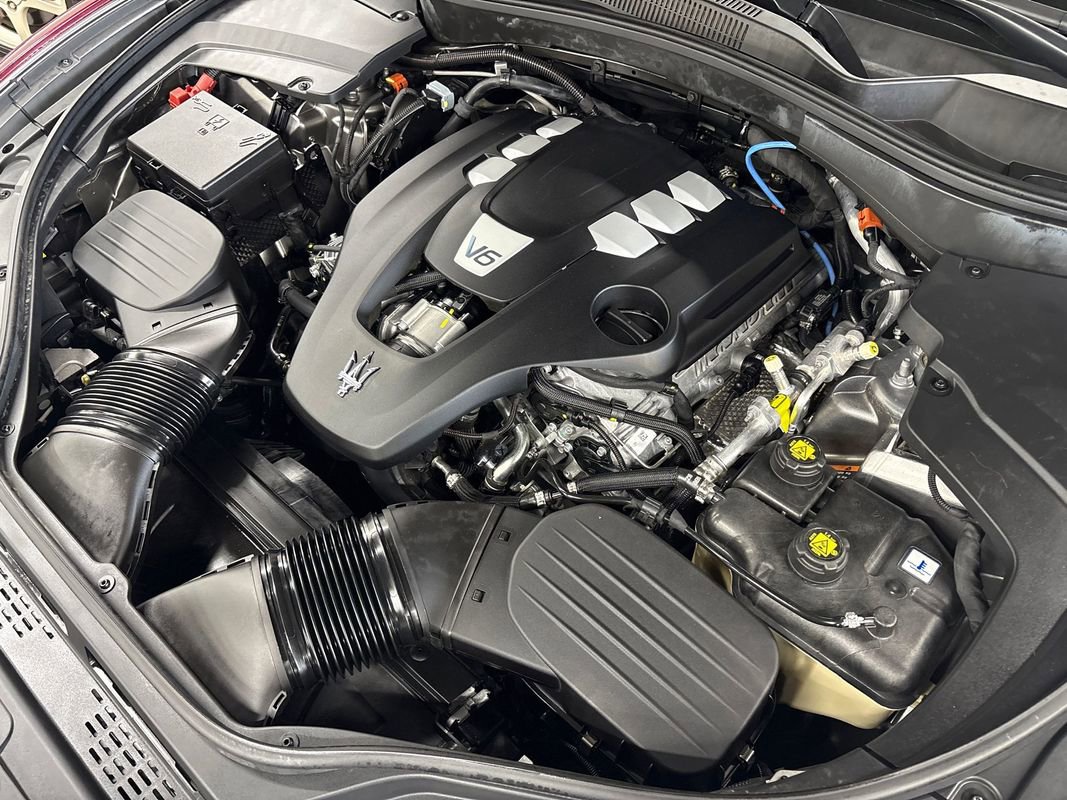 Used 2022 Maserati Levante GT image 56